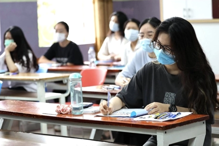 Tra cứu điểm thi tốt nghiệp THPT mất bao lâu? Hướng dẫn chi tiết và nhanh nhất 2026